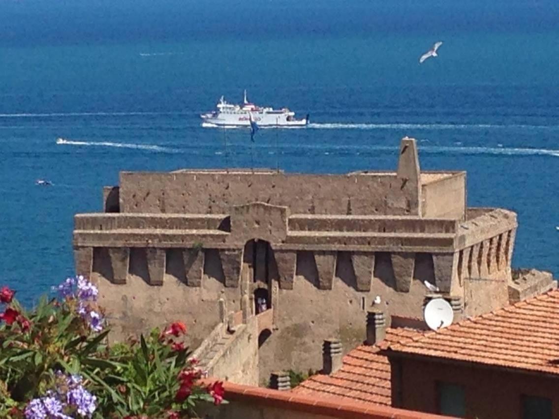 Appartamento Vista Mare ポルト・サント・ステーファノ エクステリア 写真